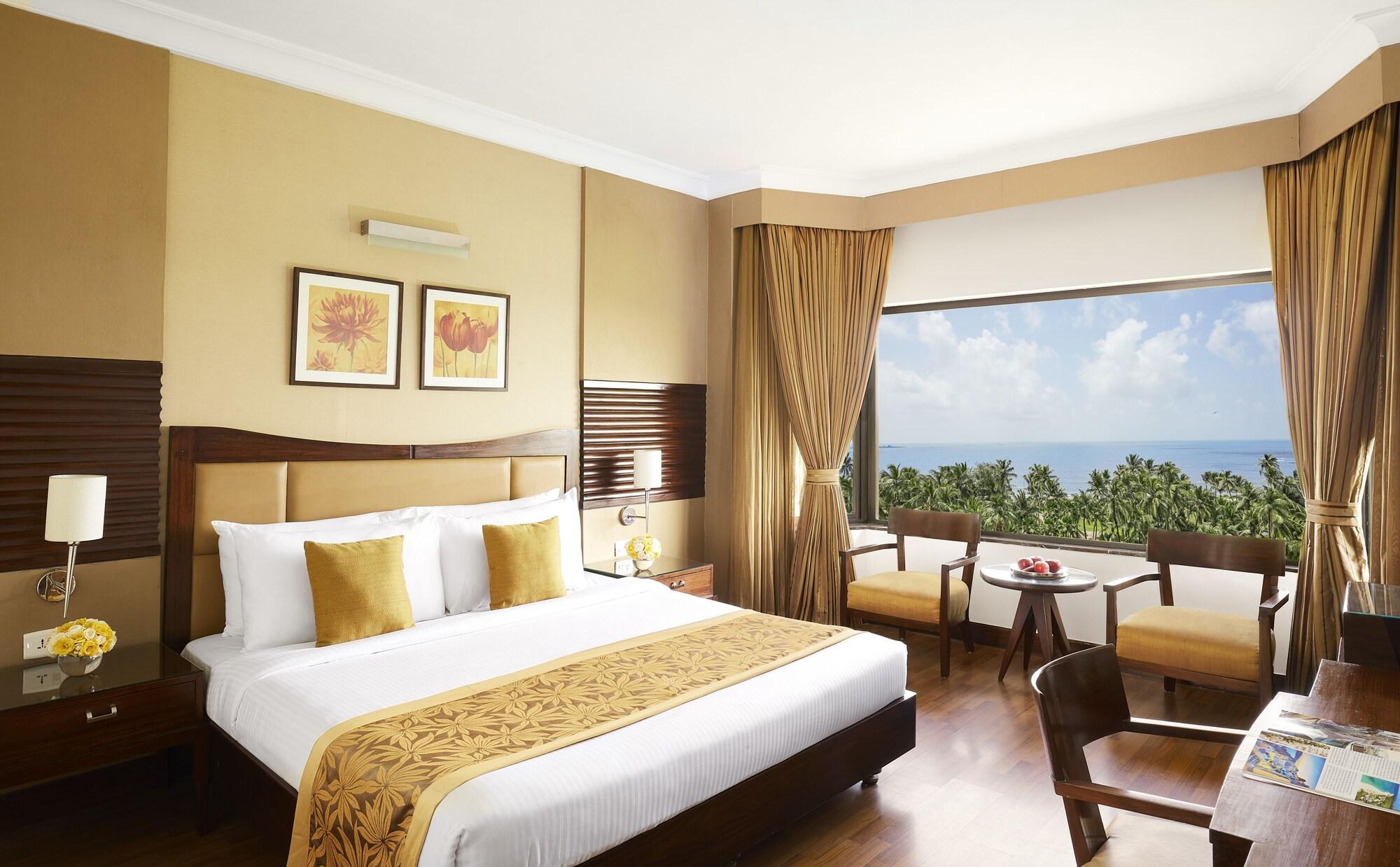 The Retreat Hotel & Convention Centre Mumbai Exterior foto
