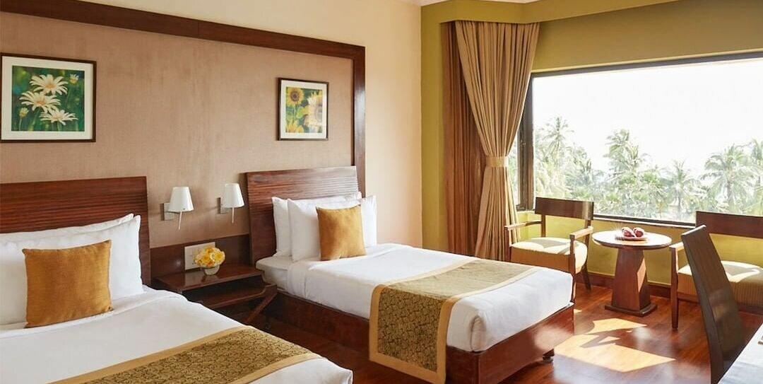 The Retreat Hotel & Convention Centre Mumbai Exterior foto